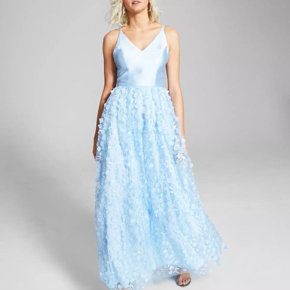 BCX Juniors' 3D-Floral Applique Gown Ice Blue Size 15 - Picture 1 of 5
